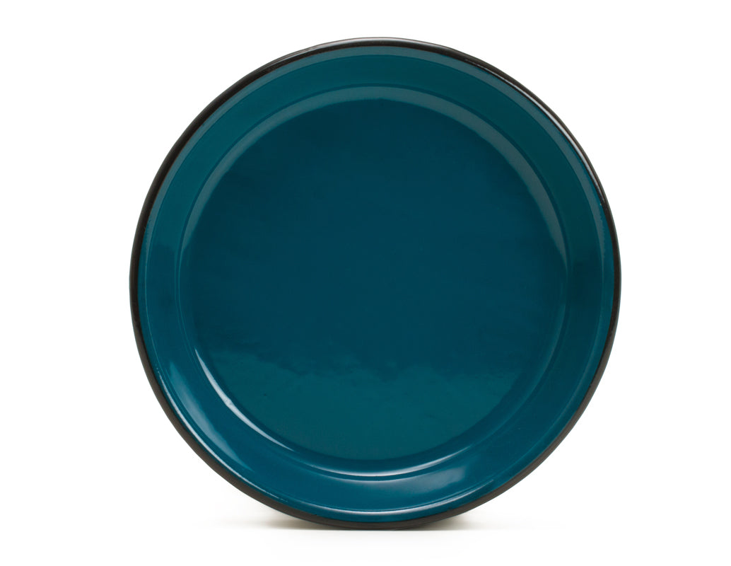 Plato hondo de peltre prusia con borde negro