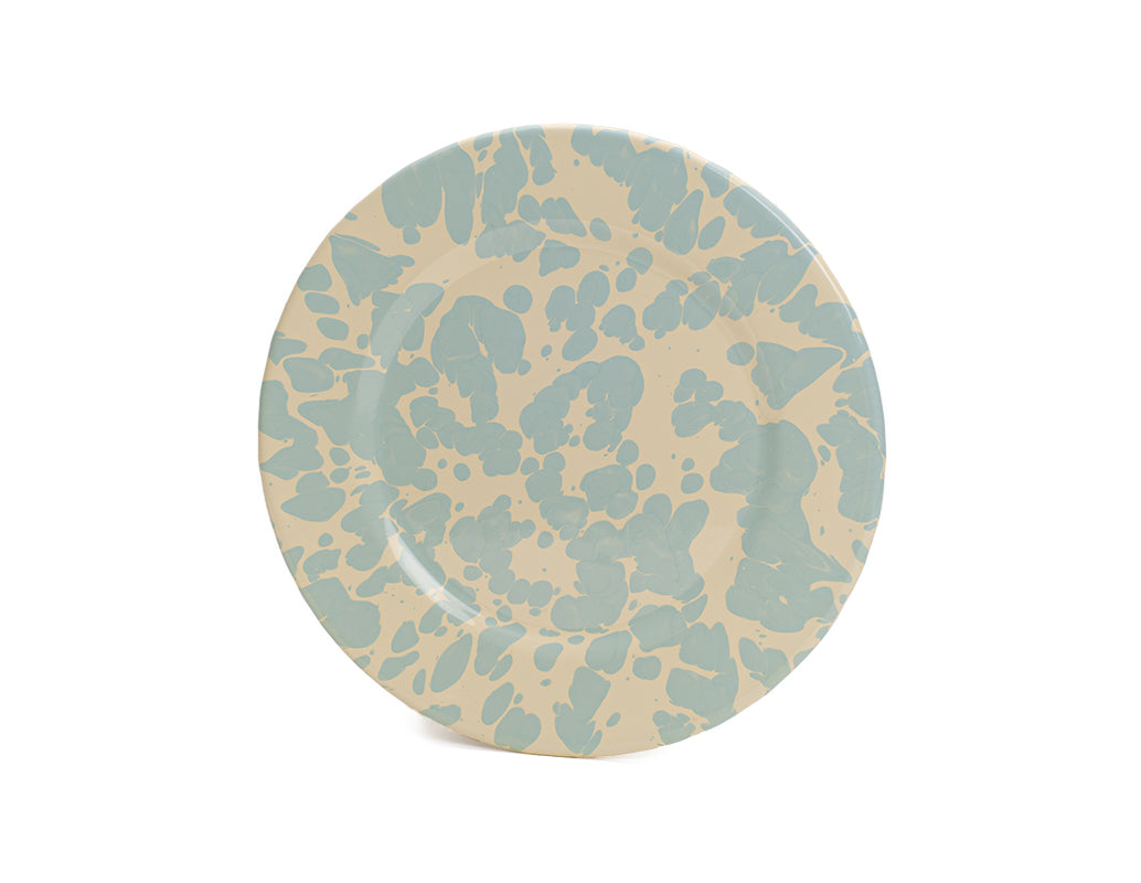 Plato trinche 20 cm de peltre crema con manchas menta sin bordes