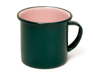 Taza de mesa de peltre verde con interior rosa y borde verde