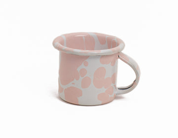 Taza para expreso blanca con manchas rosas de peltre sin bordes