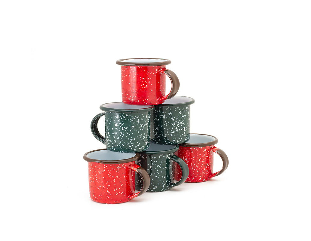 Seis tazas para expreso navideñas de peltre